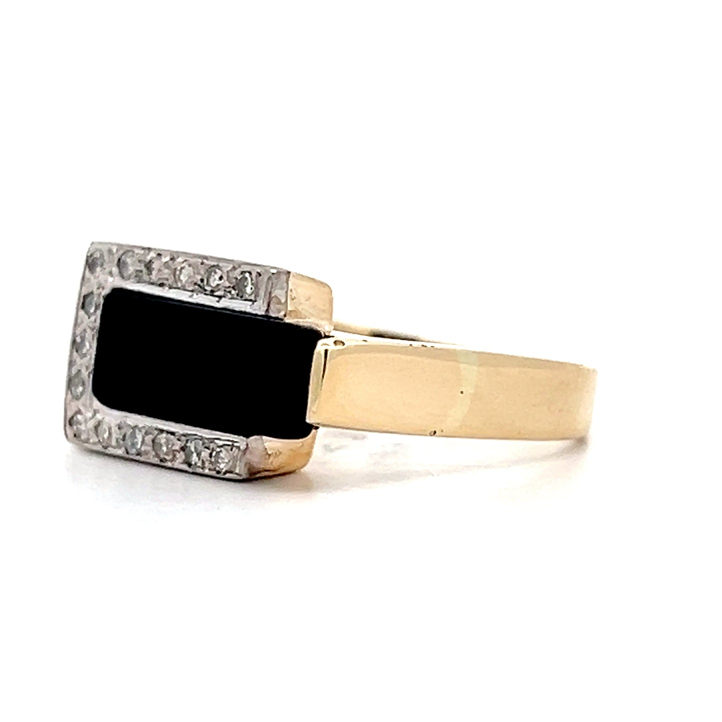 Modern Black Onyx and Diamond ring in 14k Yellow Gold