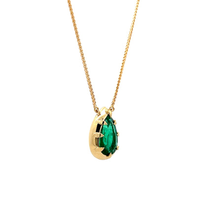 3.22 Pear Cut Emerald Pendant Necklace in 18k