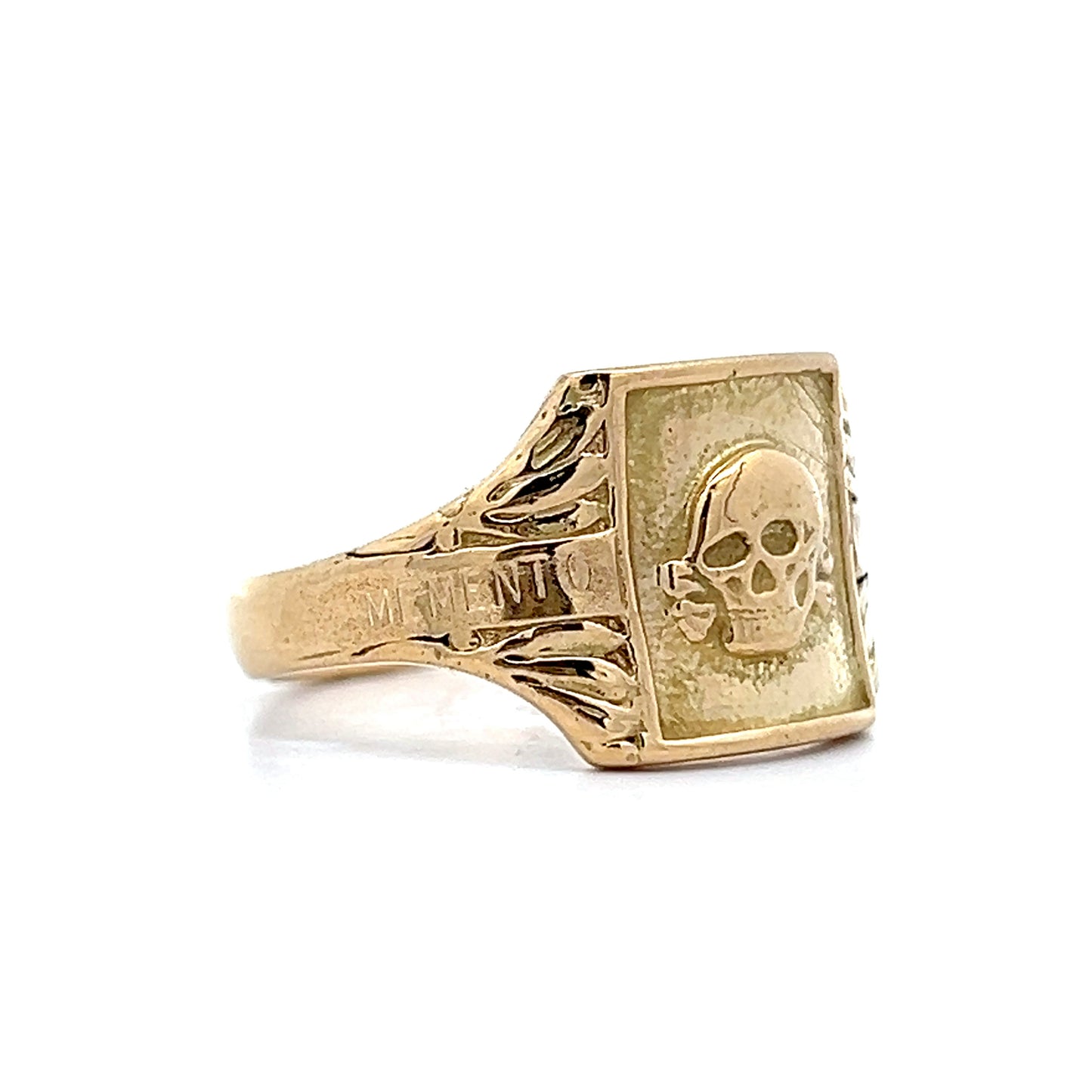 Mens Skull & Crossbones Momento Mori Ring in 18k