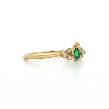 .09 Square Emerald & Diamond Cluster Ring 18k