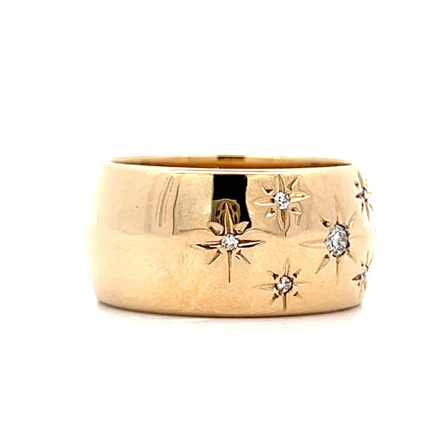 Cigar Diamond Band in 14k Yellow Gold