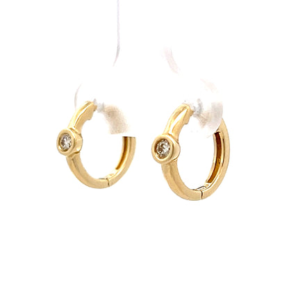 .10 Huggie Hoop Earrings in 14k Yellow Gold