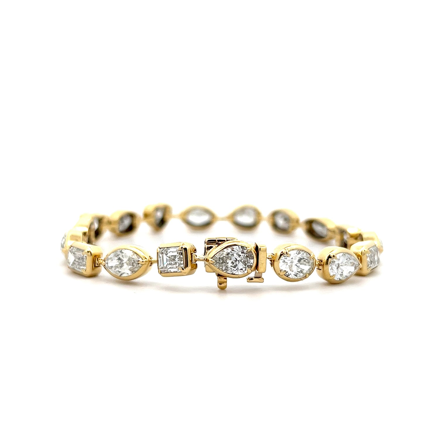 12.63 Mixed Cut Diamond Bezel Bracelet in 18k