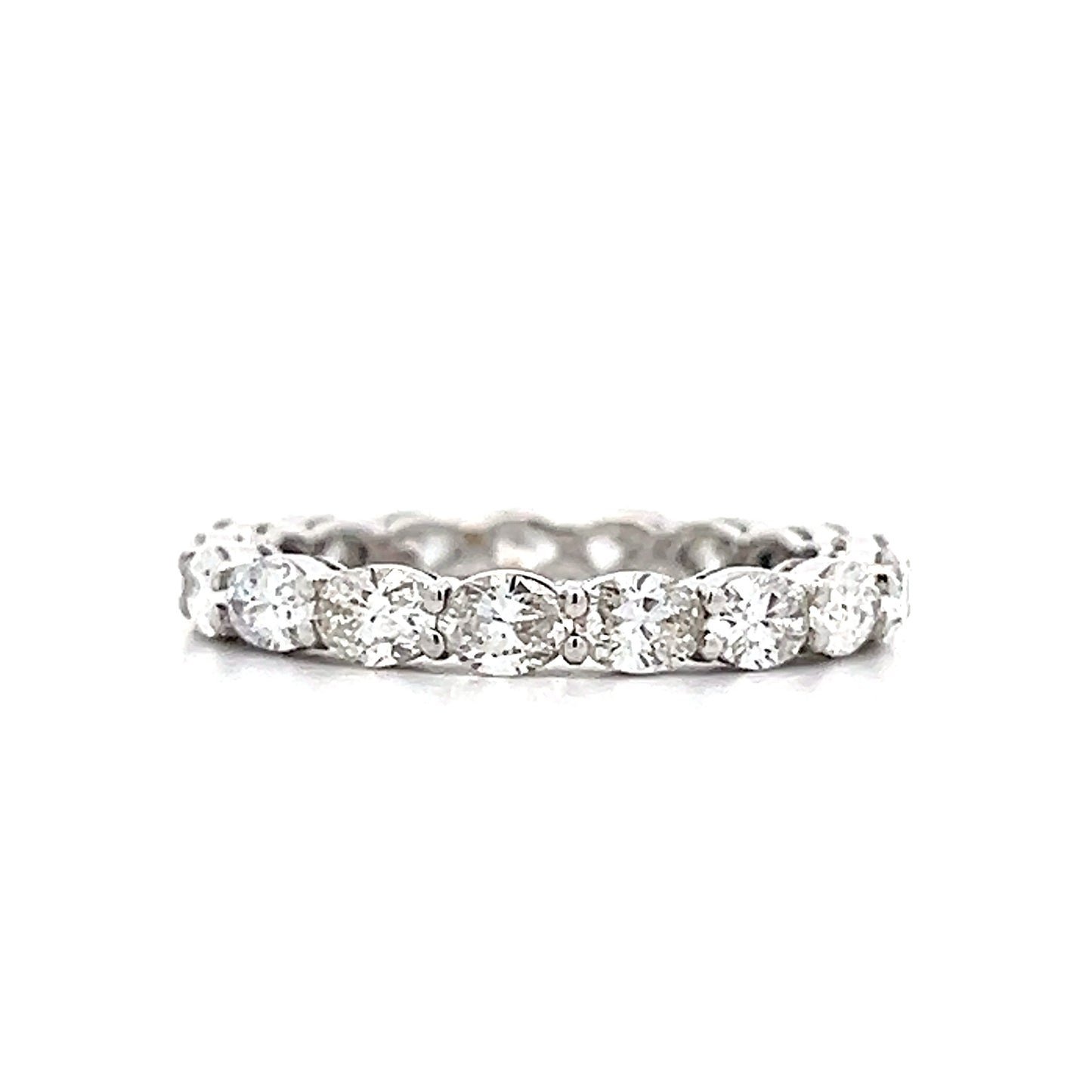 2.08 Oval Cut Diamond Eternity Band in 18k