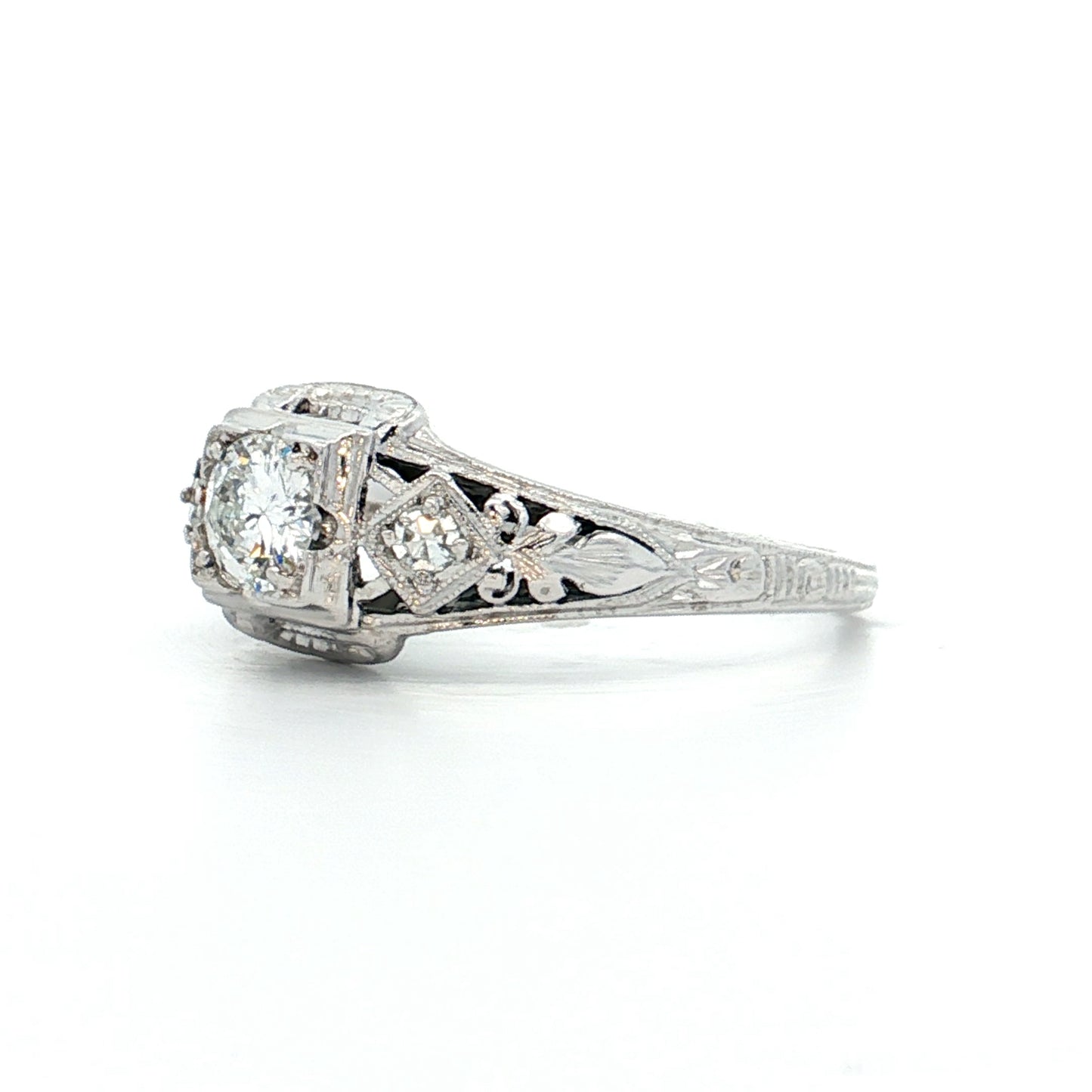 .32 Antique Deco Brilliant Diamond Engagement Ring 18k