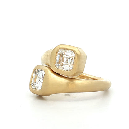 2 Carat Asscher Cut Diamond Passby Ring in 18k