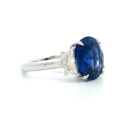 5 Carat Oval Sapphire Engagement Ring in 10k