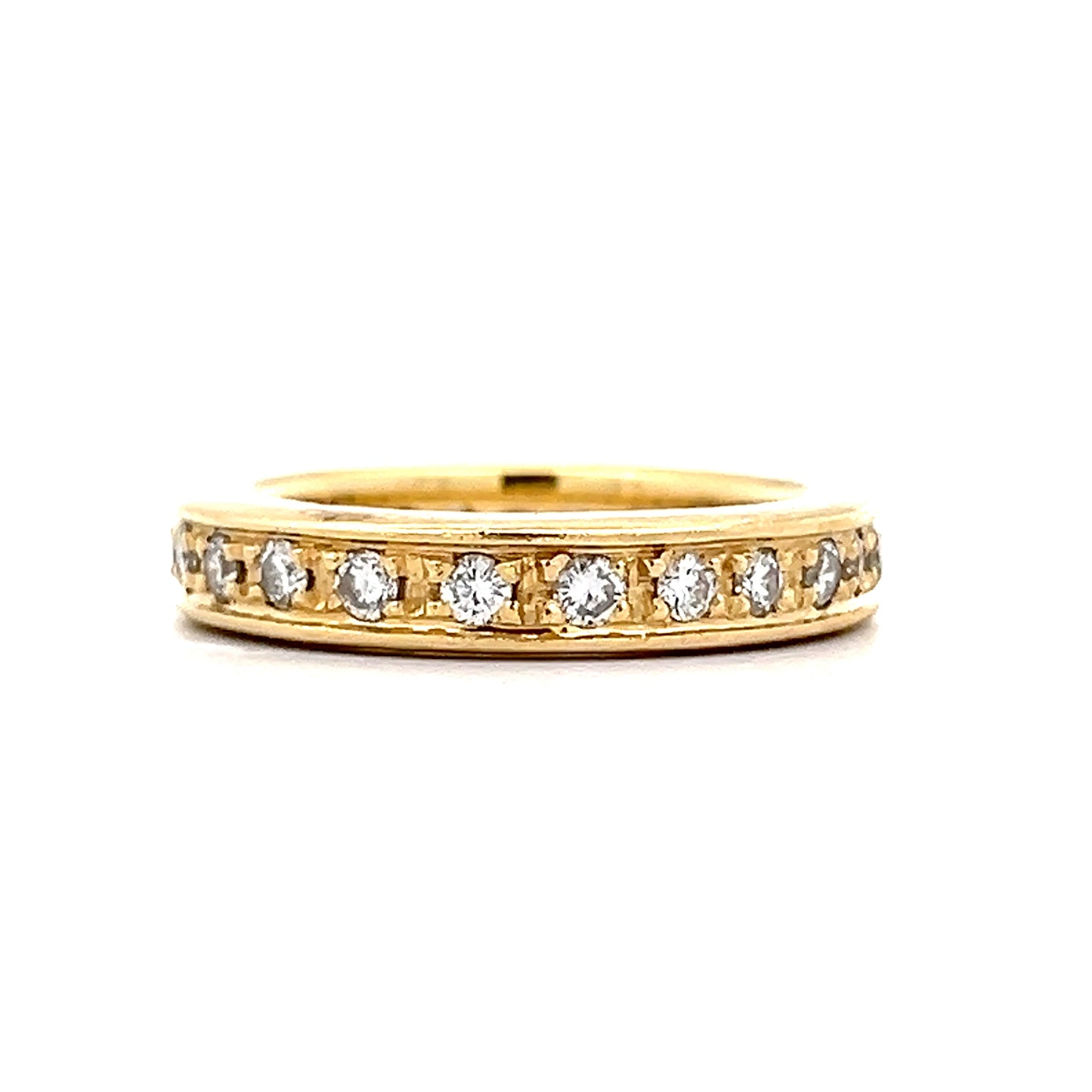 .96 Round Diamond Eternity Wedding Band in 18k