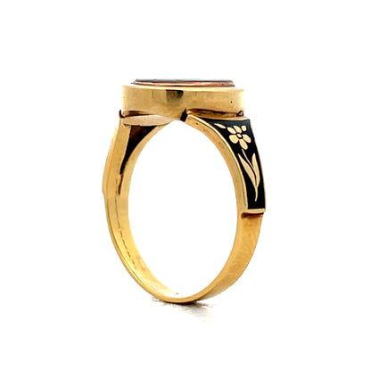 Antique Georgian Mourning Ring in 18k Yellow Gold