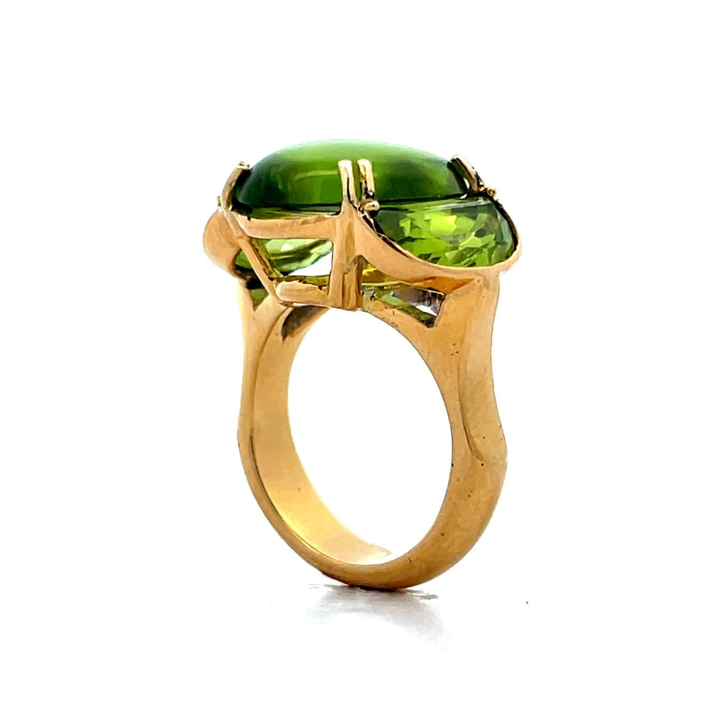 6.16 Oval Cabochon Peridot Cocktail Ring in 21k