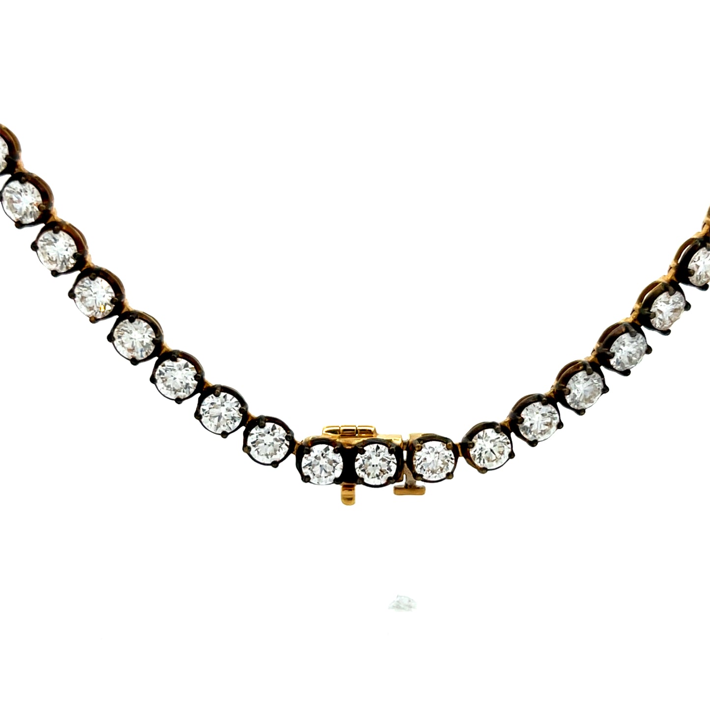 22.56 Round Diamond Tennis Necklace in 18k