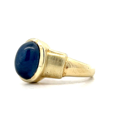 4.25 Oval Cabochon Star Sapphire Ring in 14k Yellow Gold
