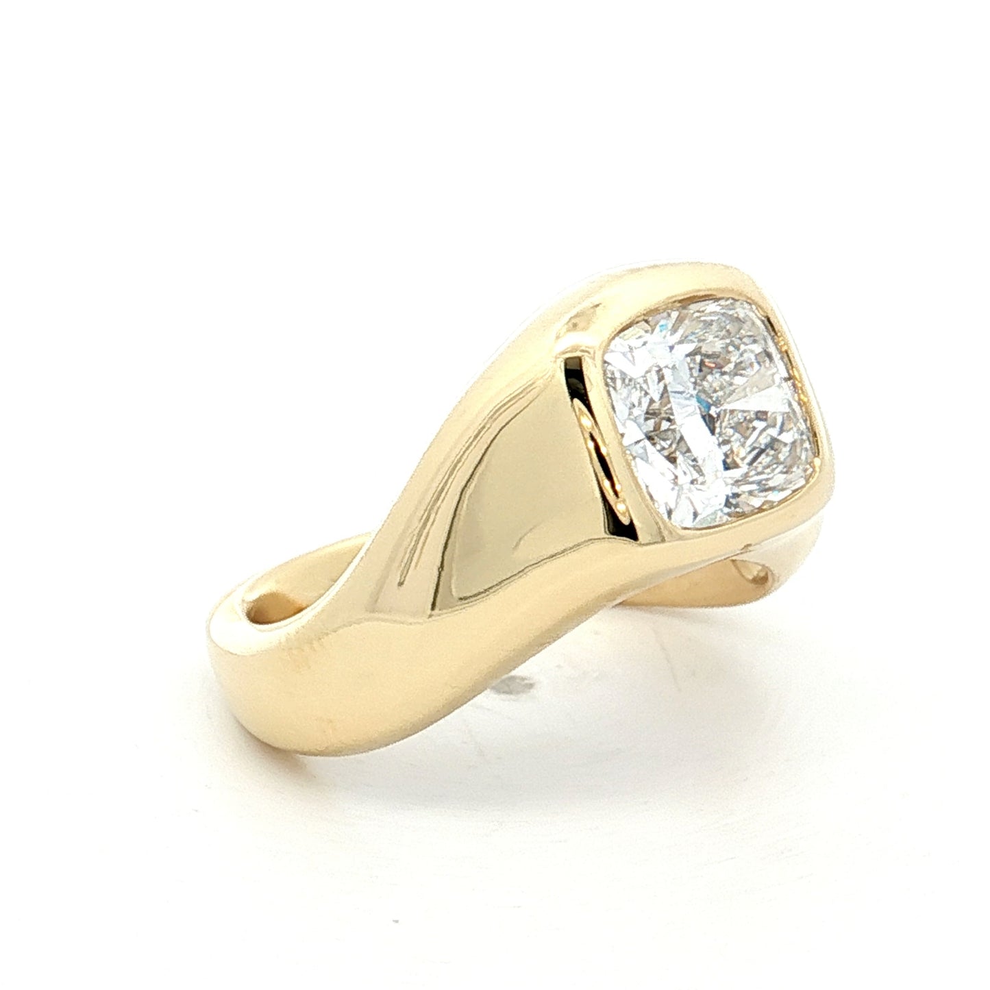 2.01 GIA Cushion Diamond Engagement Ring 18k