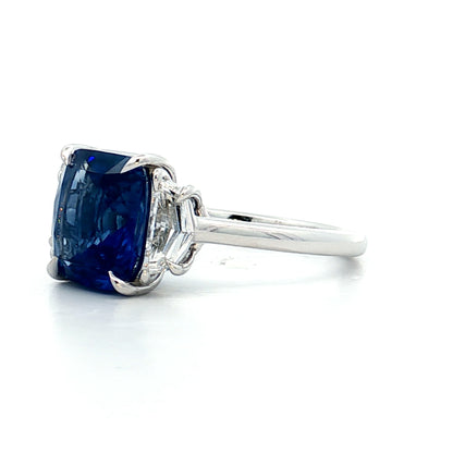 4.05 Cushion Sapphire Engagement Ring 18k
