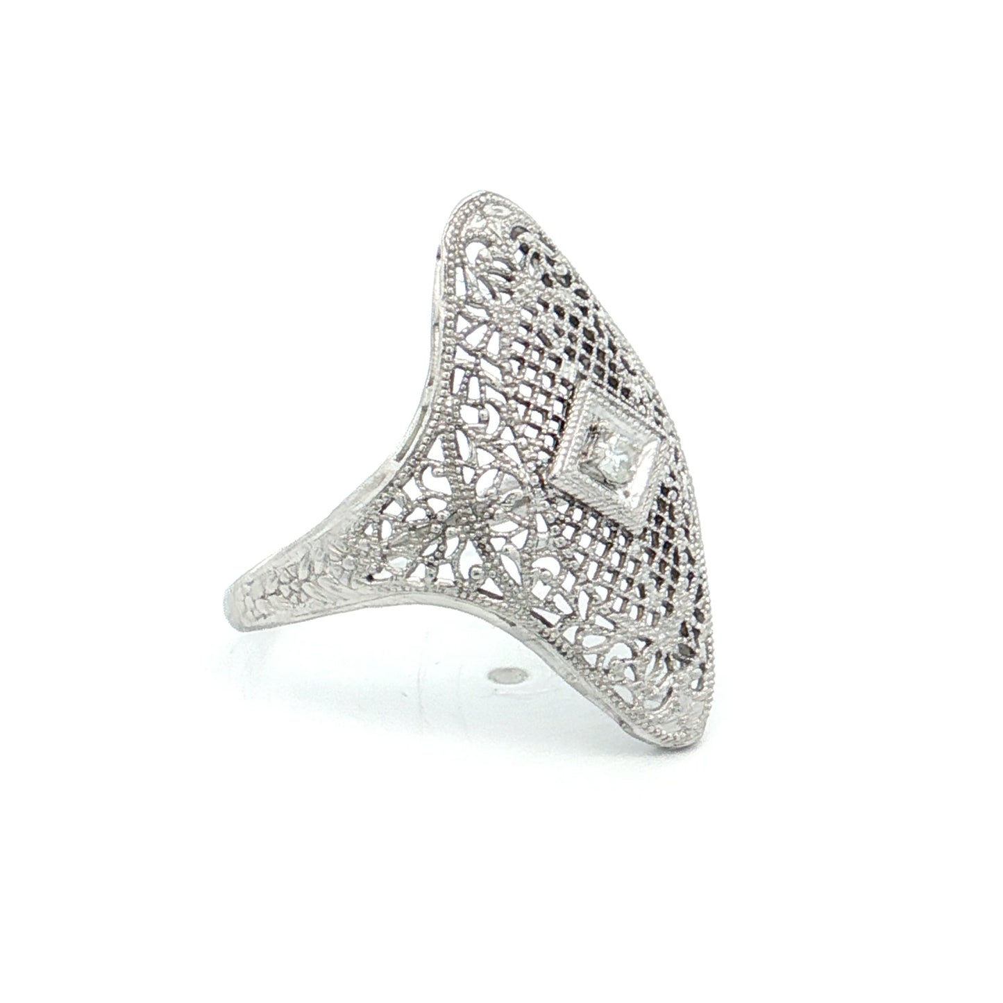 .04 Vintage Art Deco Diamond Filigree Cocktail Ring 14k