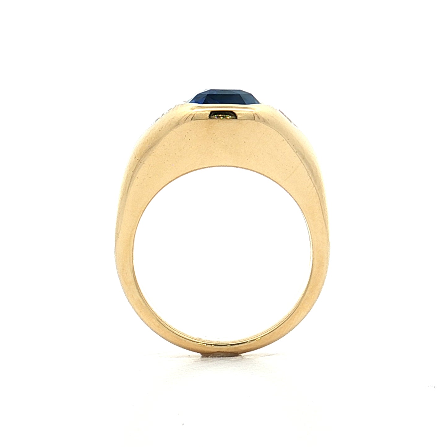 6.06 Cushion Cut Sapphire Engagement Ring 18k