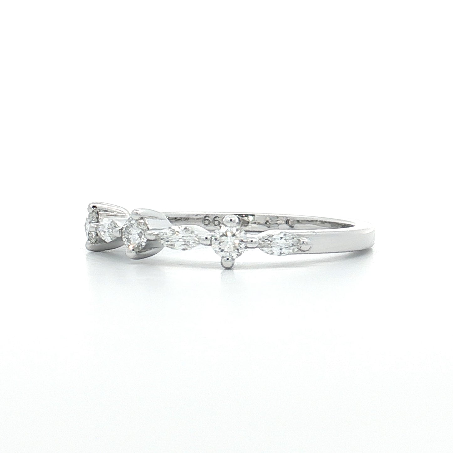.19 Round & Marquise Diamond Wedding Band 18k
