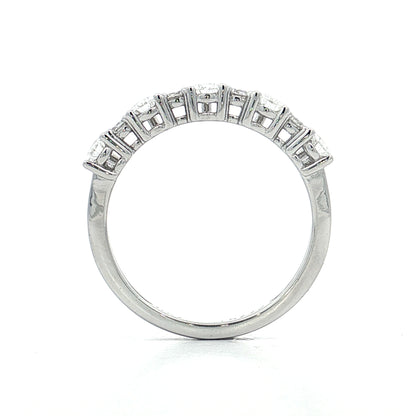 .86 Pear & Round Diamond Wedding Band 18k