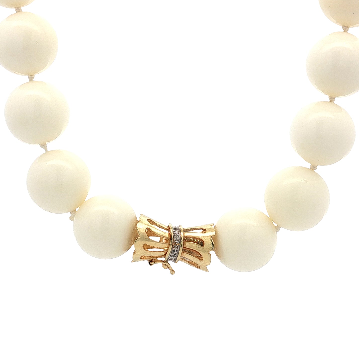 Vintage 1950s White Coral Beaded Necklace 14k