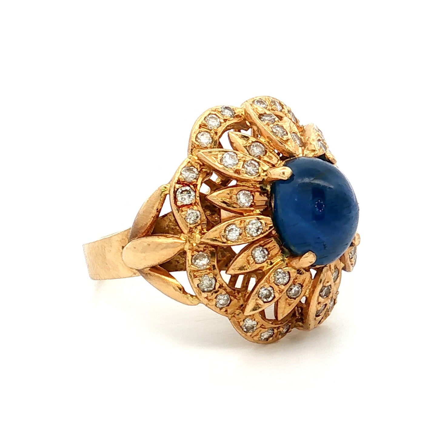 3.50 Star Sapphire Flower Cocktail Ring 18k