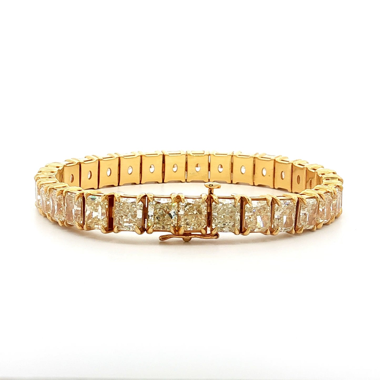 32.63 Radiant Diamond Tennis Bracelet 18k Yellow Gold