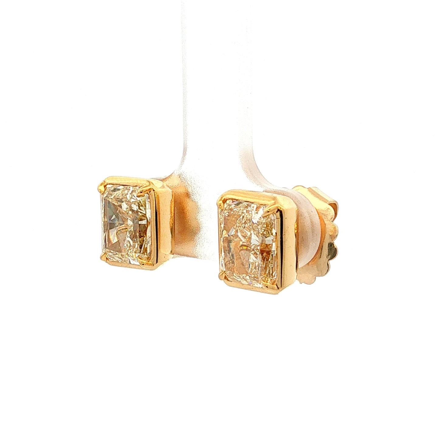 4.93 Radiant Diamond Stud Earrings 18k Yellow Gold