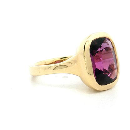 7.59 Cushion Sapphire Engagement Ring 18k Yellow Gold