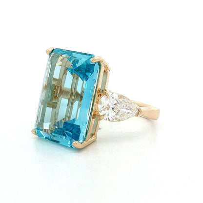 12.32 Aquamarine & Diamond Cocktail Ring 14k