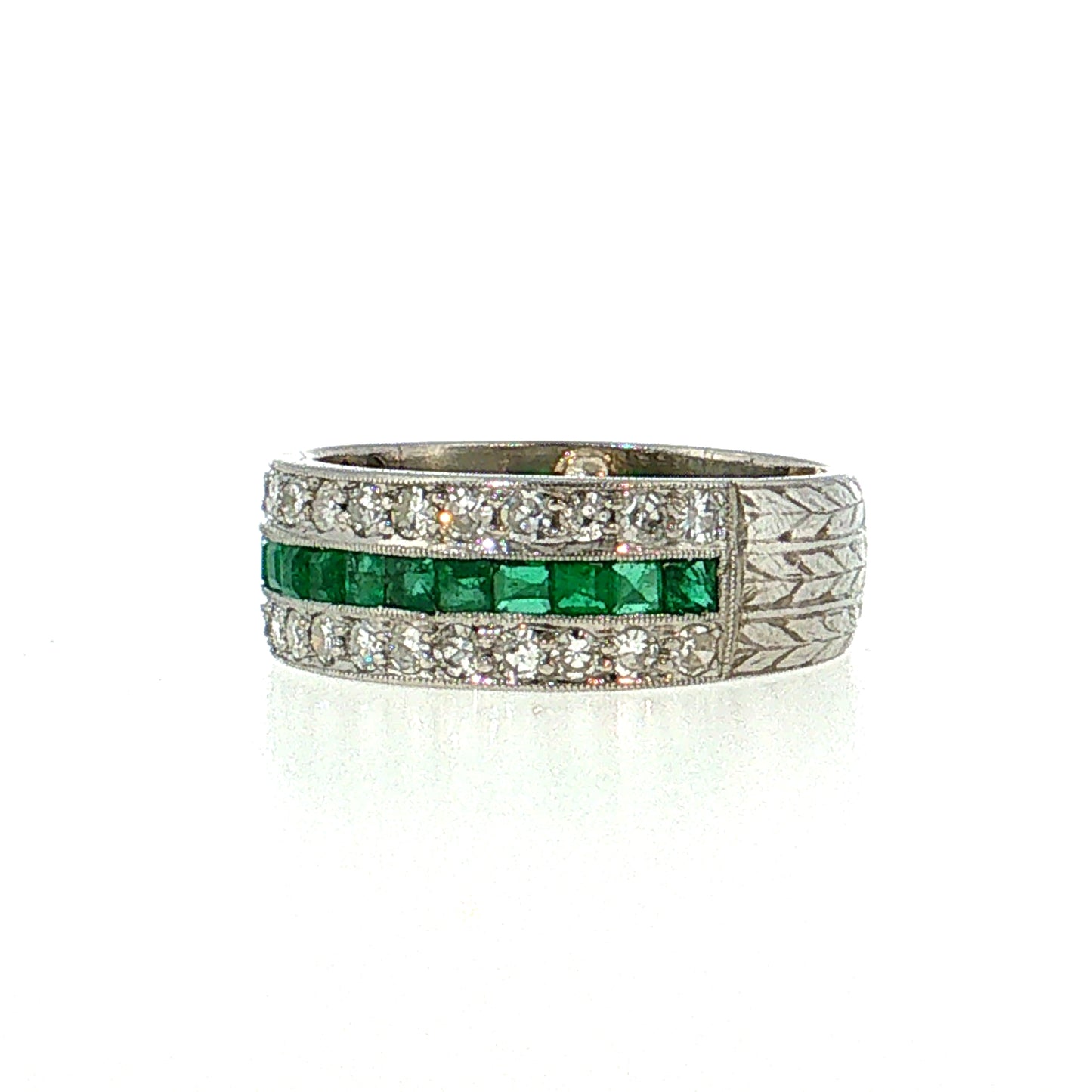 .75 Vintage Mid-Century Diamond & Emerald Stacking Ring Platinum