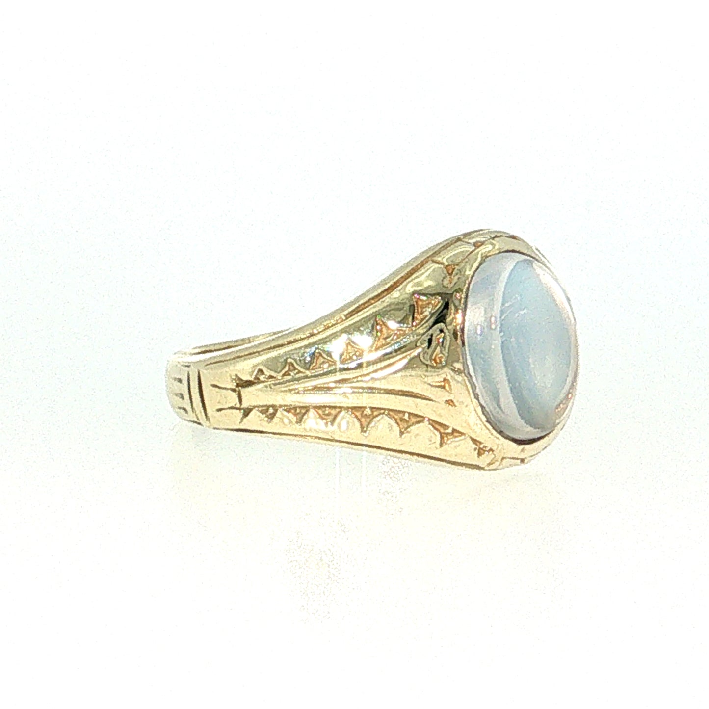 1.75 Vintage Mid-Century Moonstone Cocktail Ring 14k