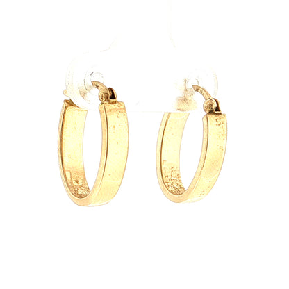 Oval Huggie Hoop Earrings 14k Yellow Gold