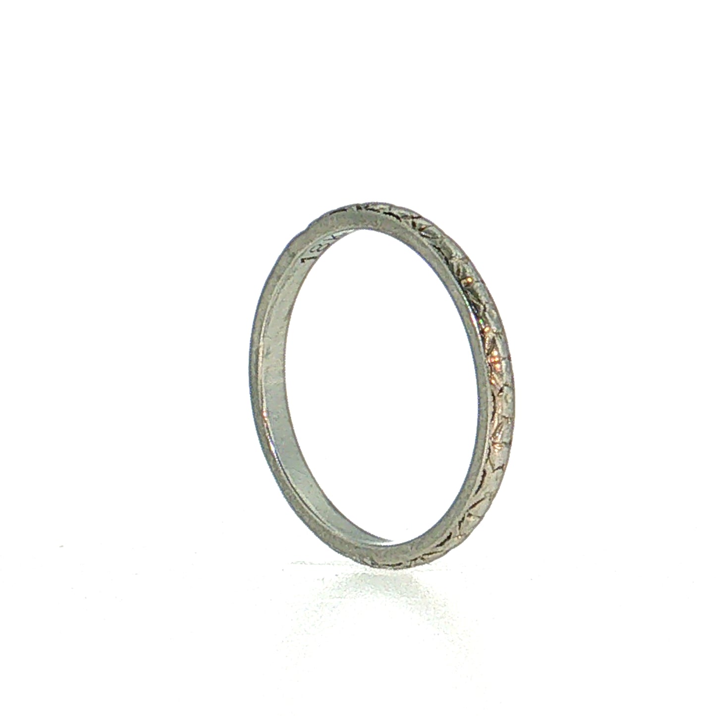 Antique Deco 2mm Orange Blossom Wedding Band 18k