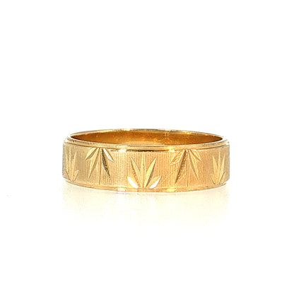 Engraved Men's Wedding Band 14k Yellow Gold