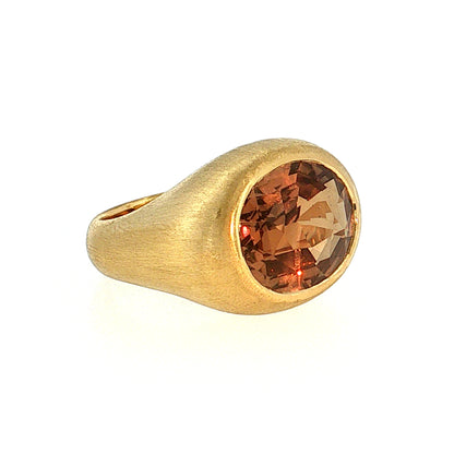 10.01 East/West Sapphire Cocktail Ring 18k Yellow Gold