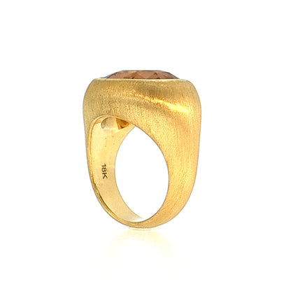 10.01 East/West Sapphire Cocktail Ring 18k Yellow Gold