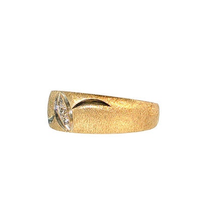 Vintage Mid-Century Diamond Three Stone Wedding Band 14k