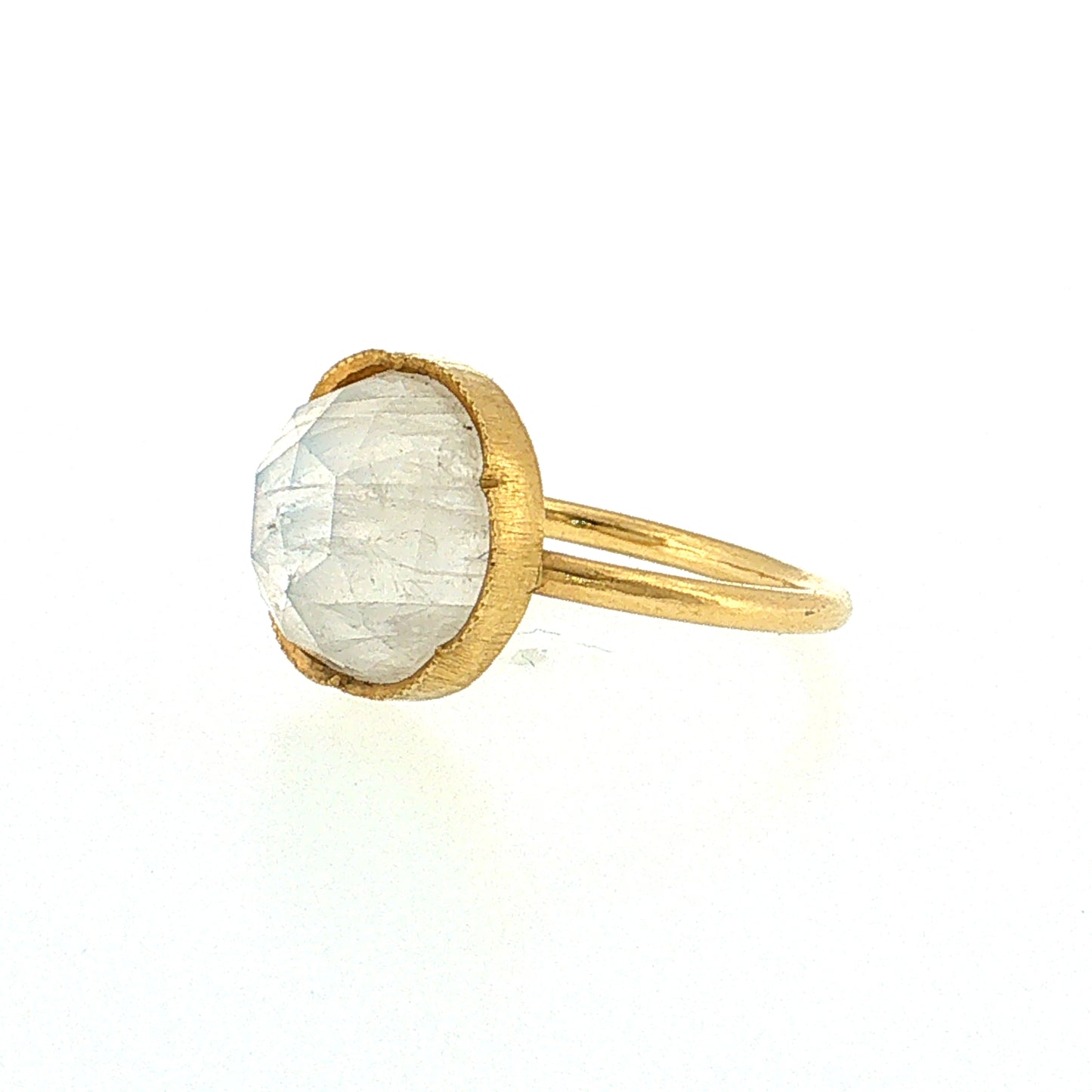 5.06 Irene Neuwirth Moonstone Cocktail Ring 18k
