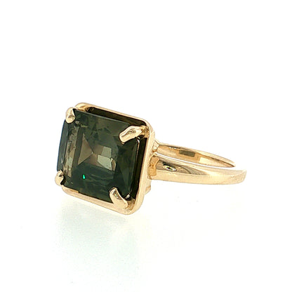 7.75 East-West Sapphire Solitaire Ring 14k
