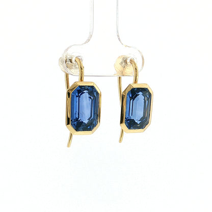 10.26 Emerald Cut Sapphire Drop Earrings 18k