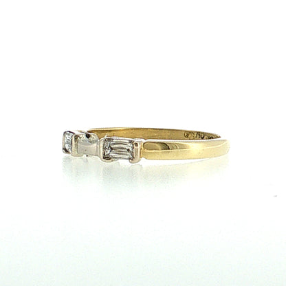 .32 Baguette Diamond Stacking Ring 18k