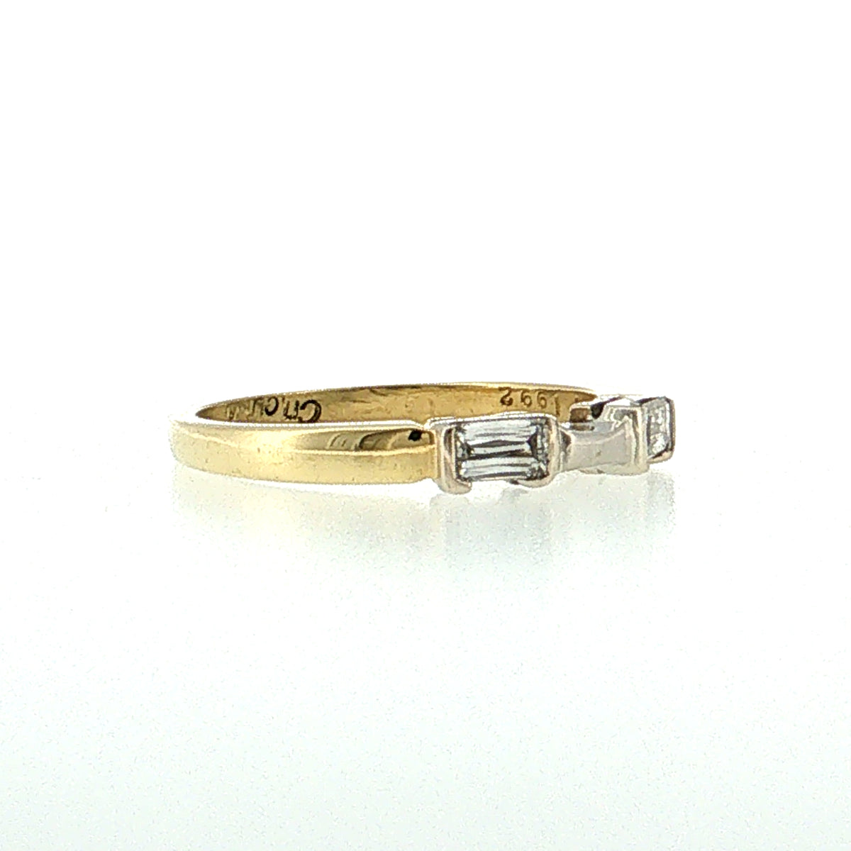 .32 Baguette Diamond Stacking Ring 18k