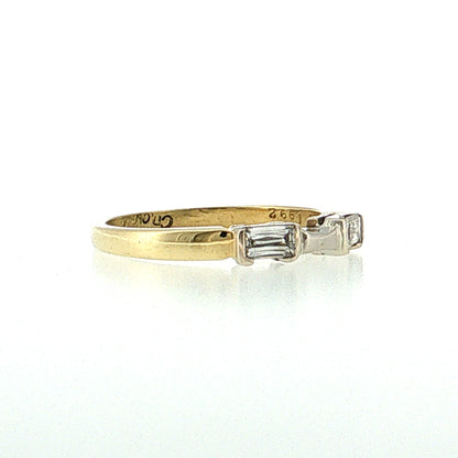 .32 Baguette Diamond Stacking Ring 18k