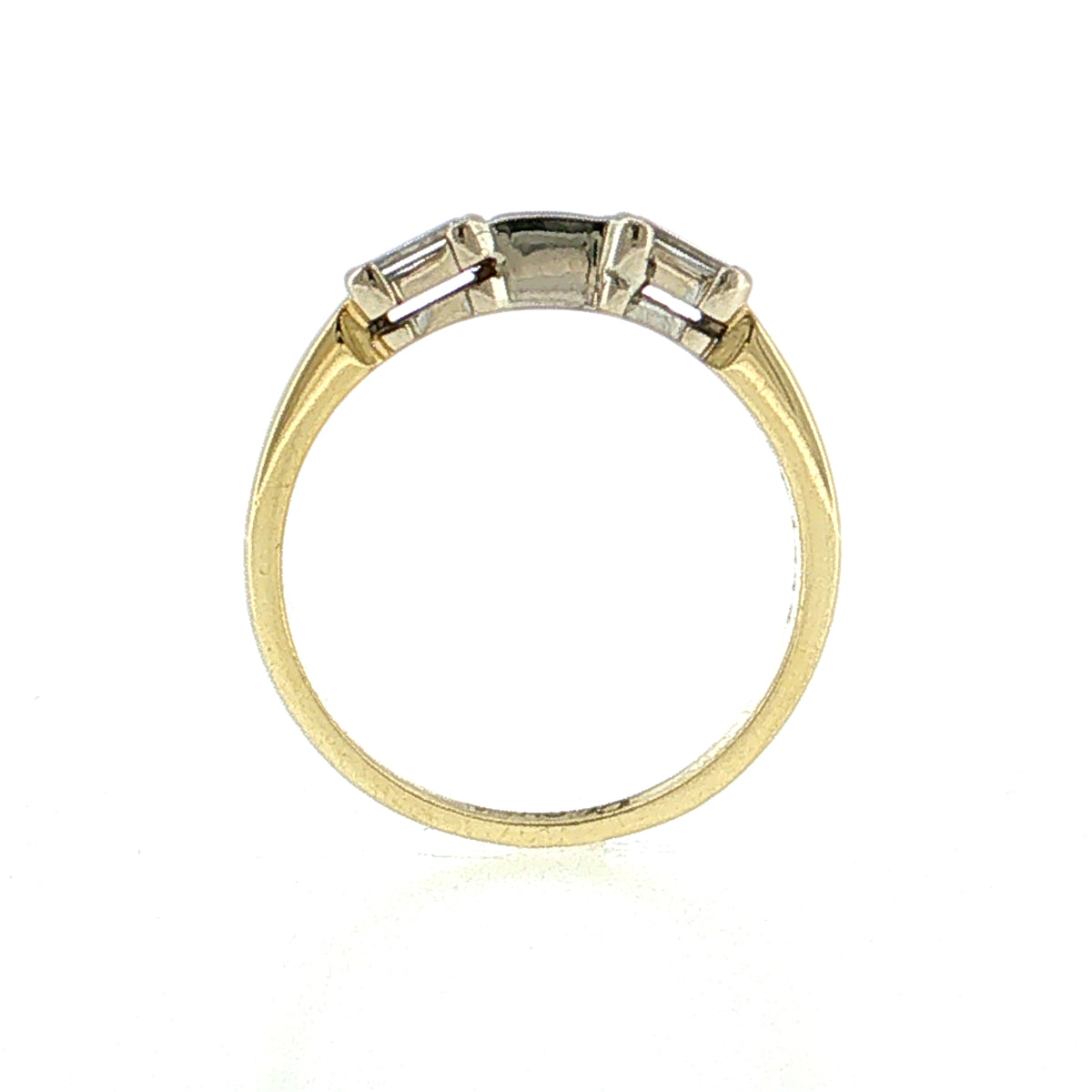 .32 Baguette Diamond Stacking Ring 18k