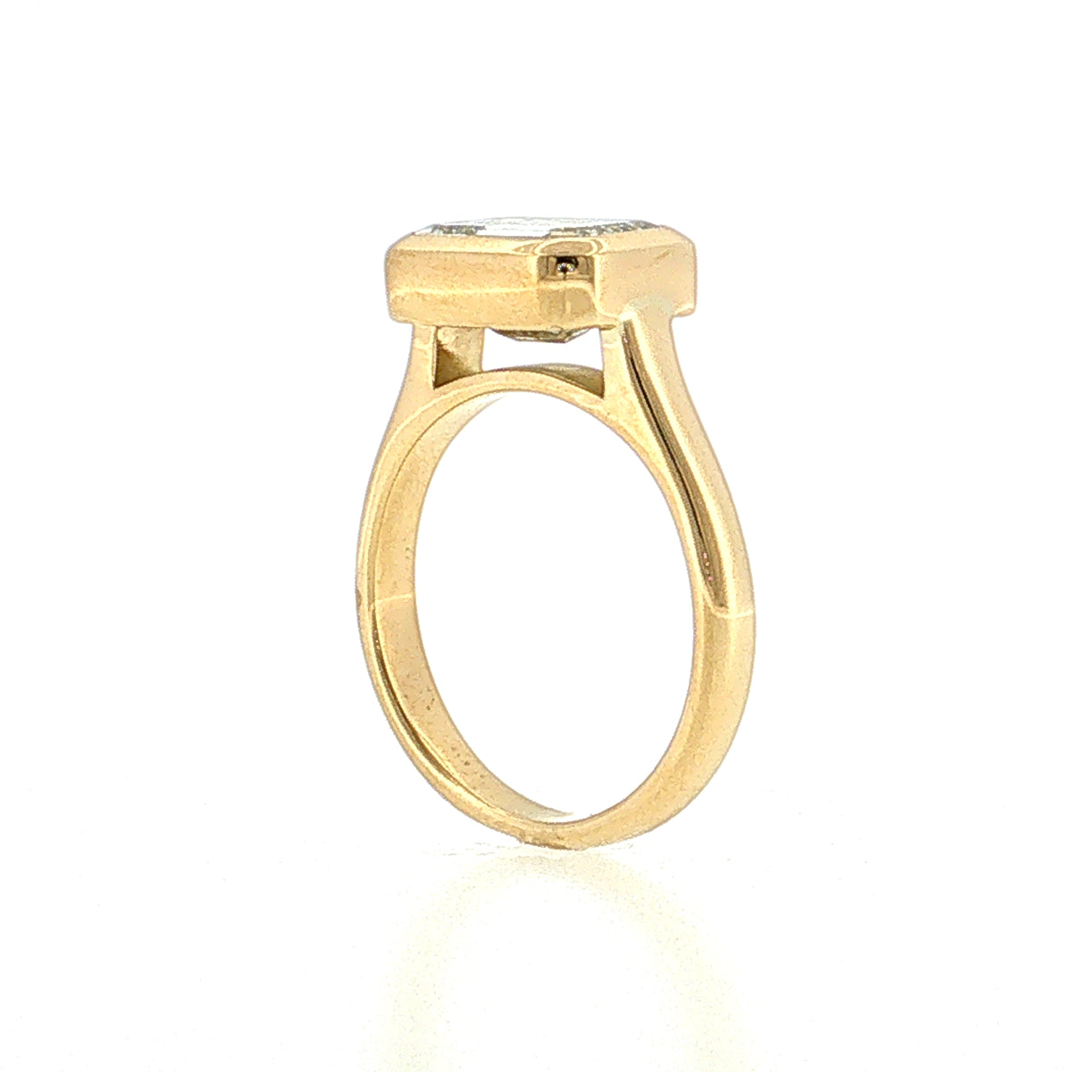 3.00 Carat Emerald Cut Diamond Engagement Ring 18k