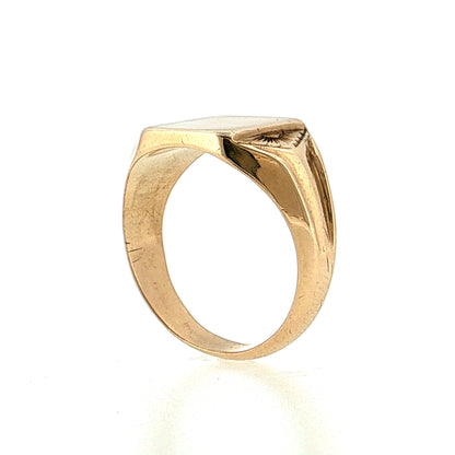 Antique Victorian Engraved Signet Ring 10k Yellow Gold