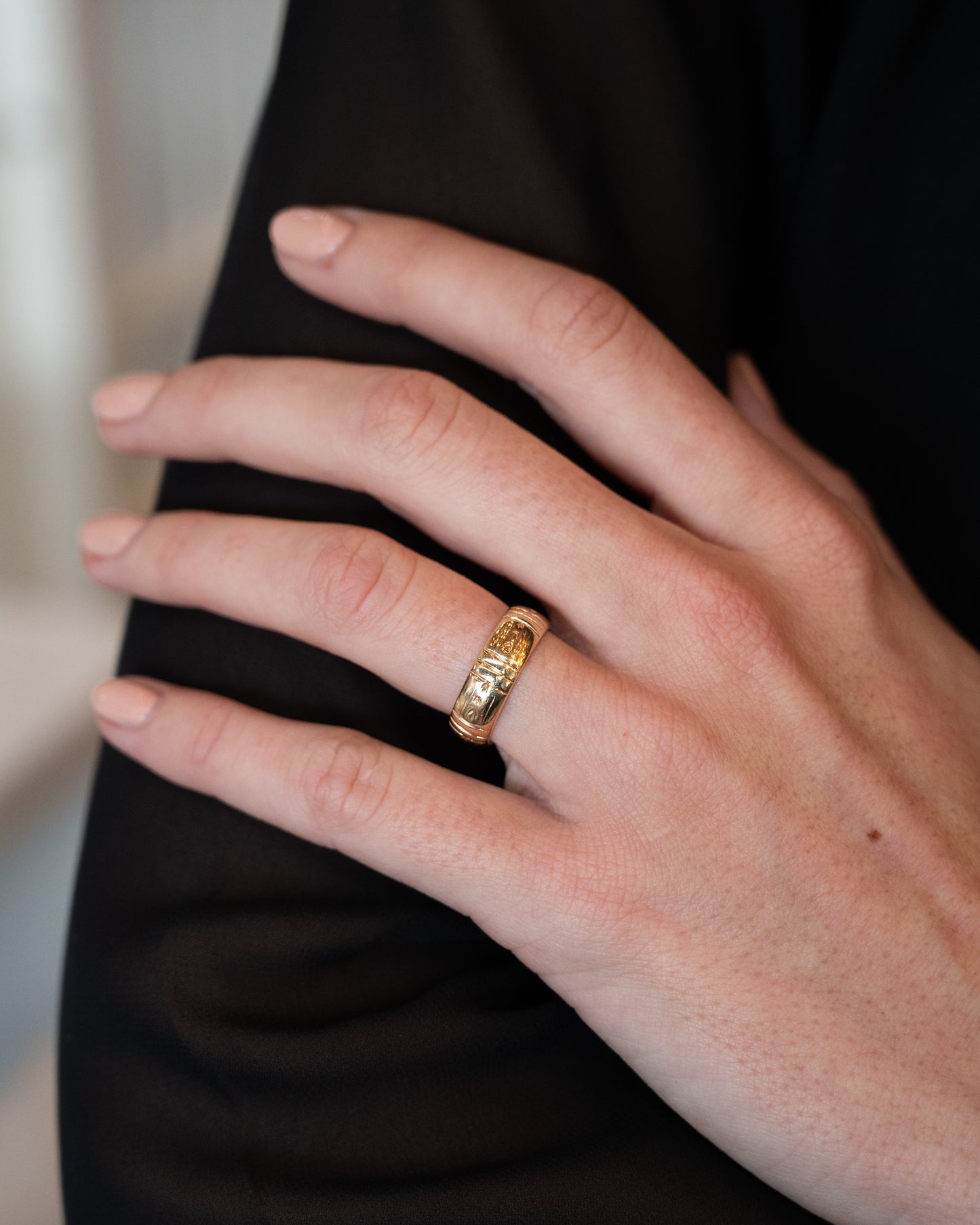 Vintage Mid-Century Engraved Wedding Band 14k Yellow Gold