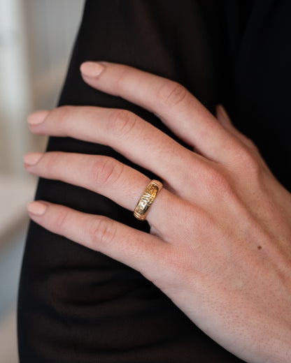 Vintage Mid-Century Engraved Wedding Band 14k Yellow Gold