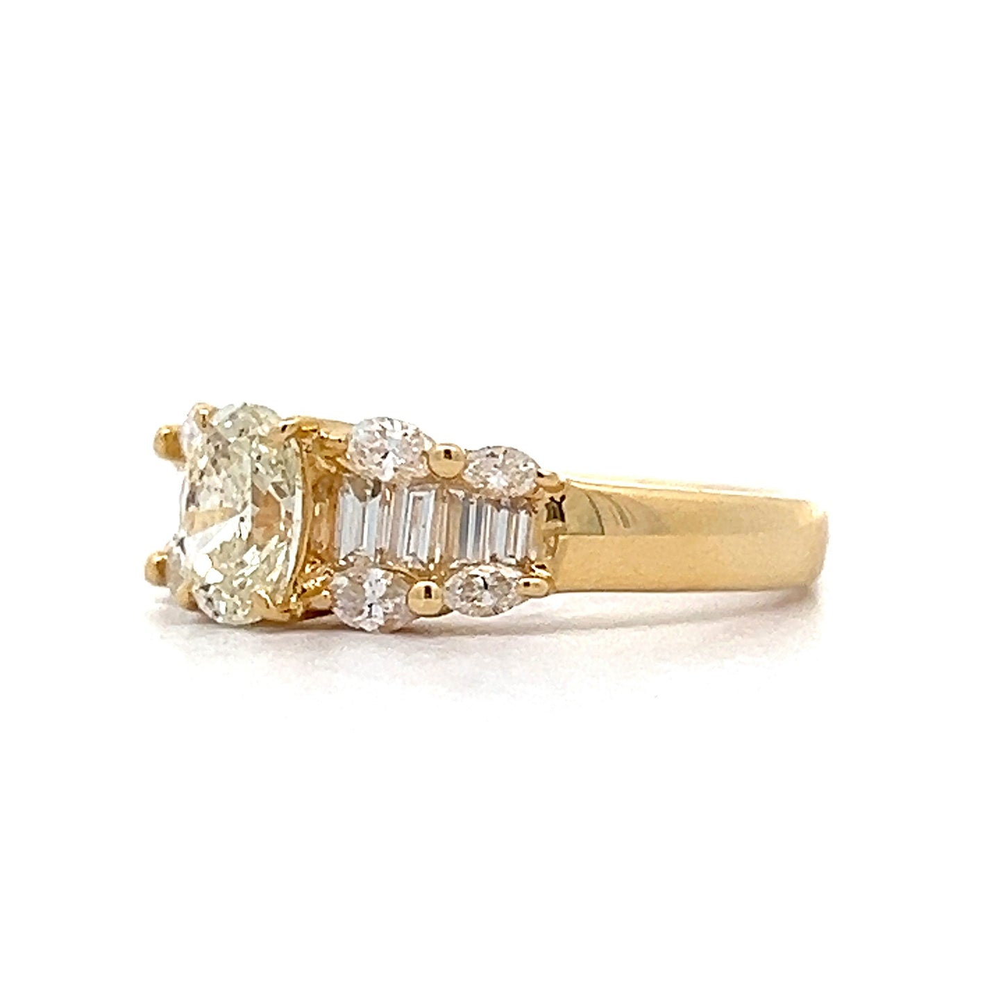 .76 Oval Diamond Engagement Ring in 18k Yellow Gold