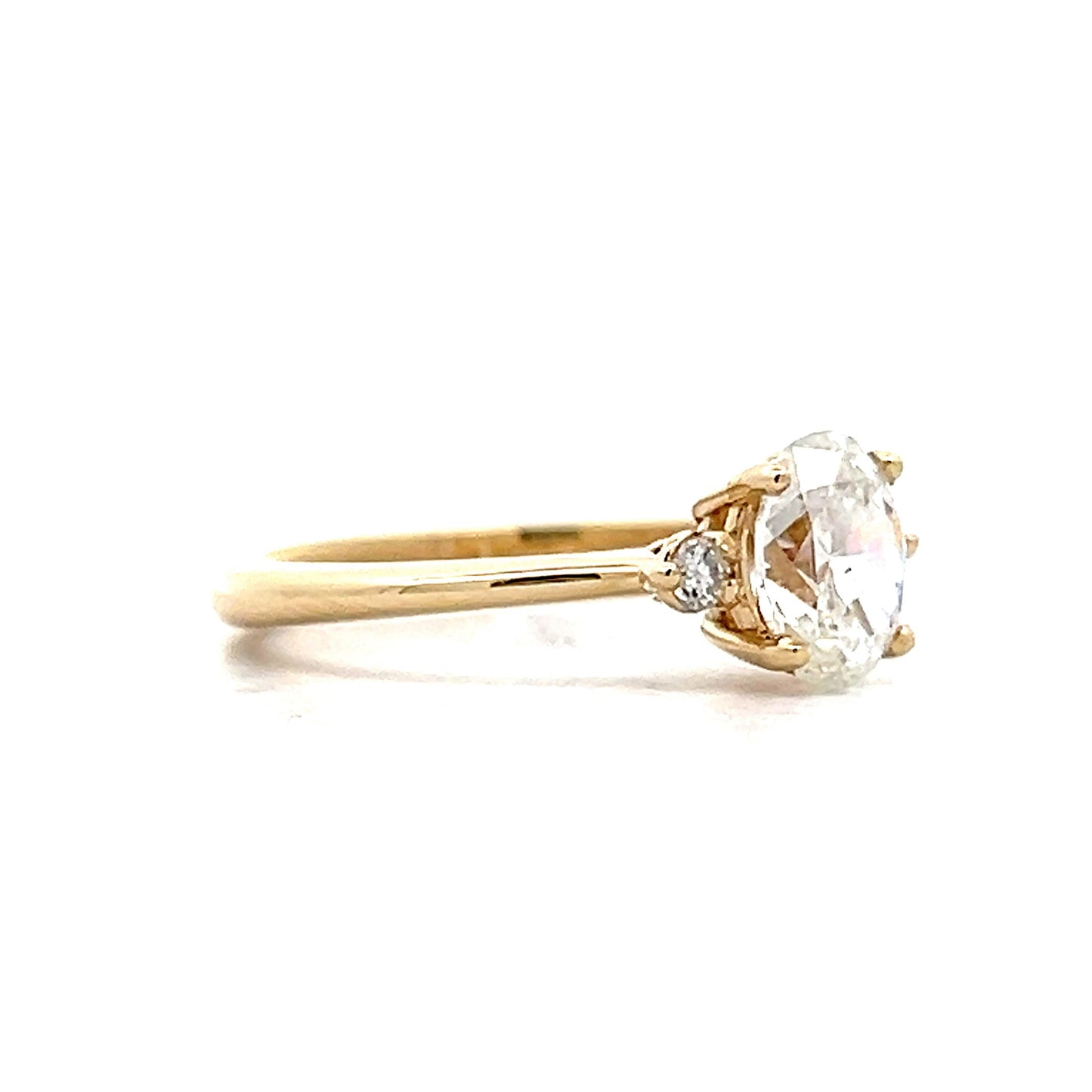 1.00 Oval Diamond Engagement Ring Yellow Gold