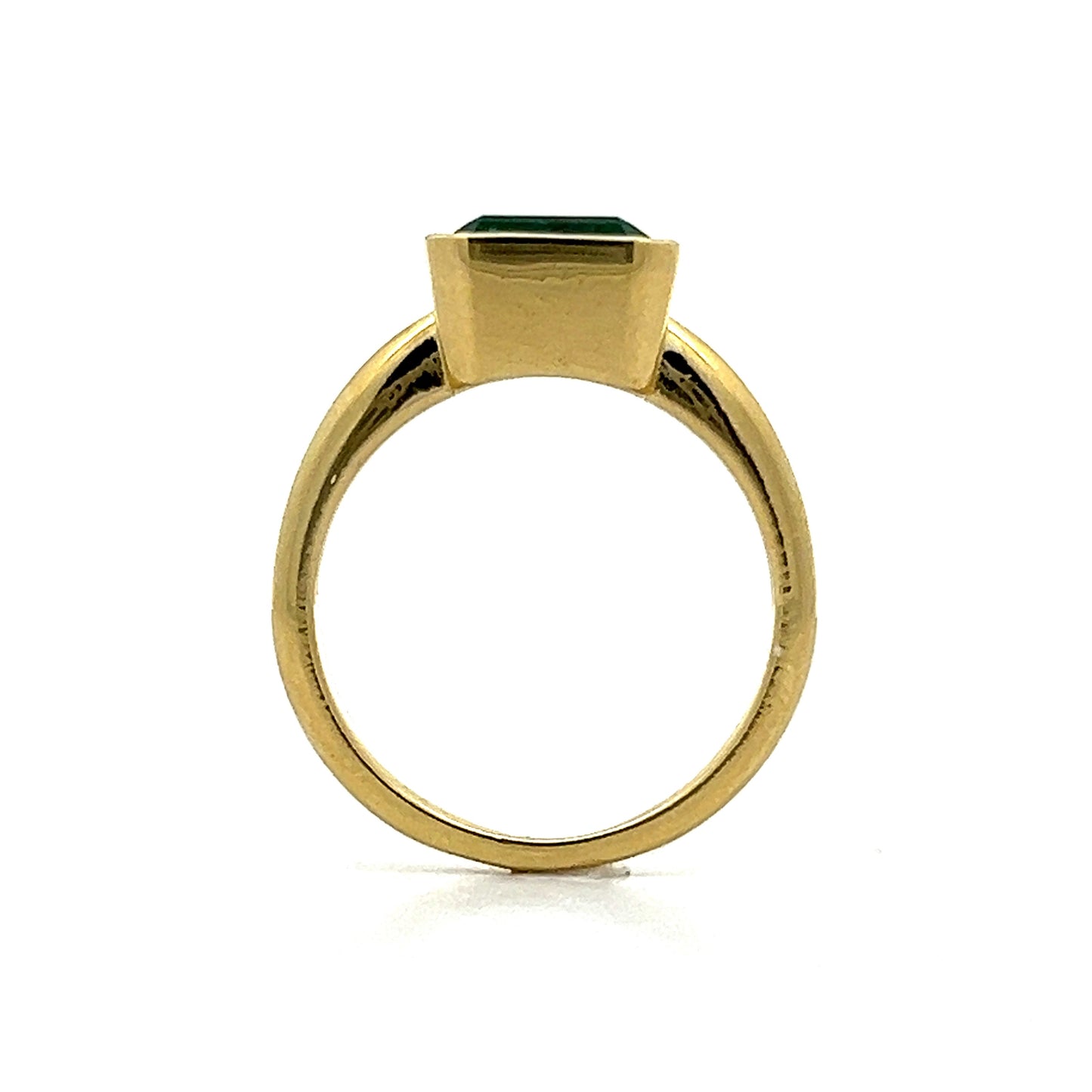 18k Yellow Gold Bezel Set Emerald ring